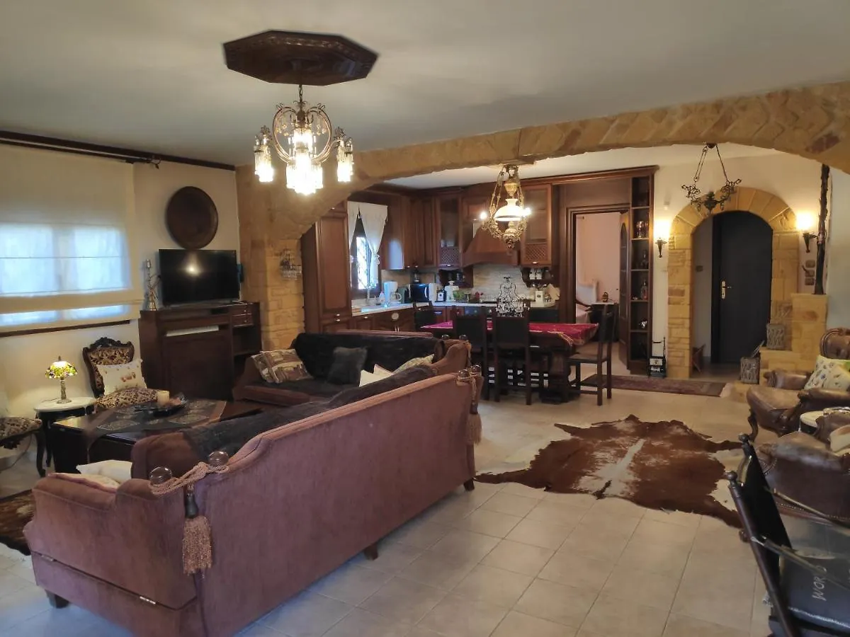 Appartamento British Wood 'N Stone House Salonicco 0*,  Grecia