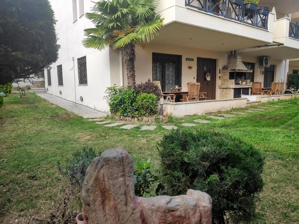 Appartamento British Wood 'N Stone House Salonicco