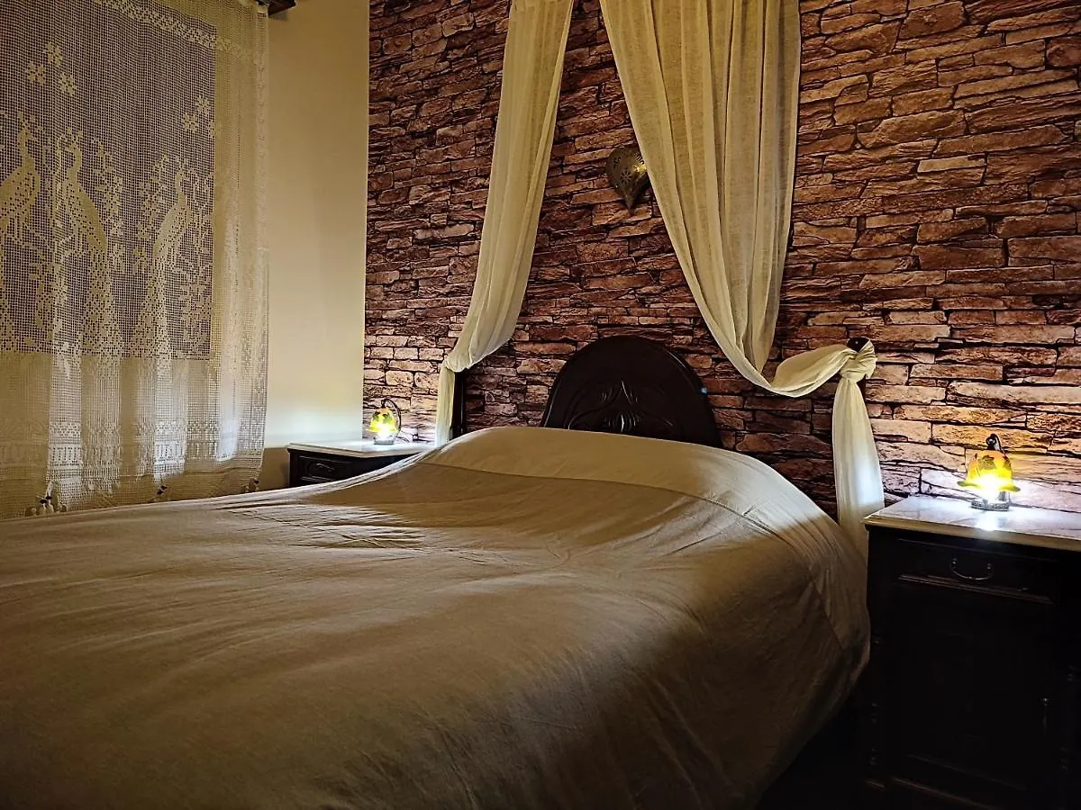 Appartamento British Wood 'N Stone House Salonicco Grecia